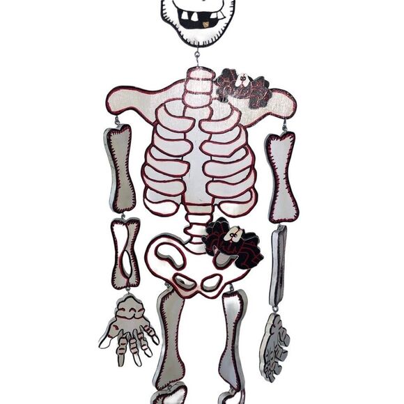 HALLOWEEN HANGING WOODEN PAINTED SKELETON WITH SPIDERS - Picture 10 of 16